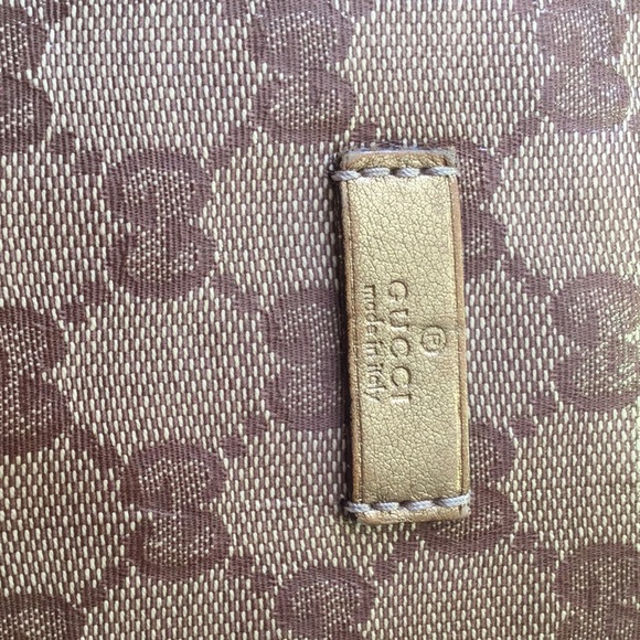 ❤️SOLD❤️Authentic GUCCI BrownTan GG Signature Tote - Picture 6 of 8